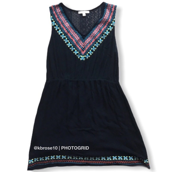‼️SOLD‼️Skies Are Blue Embroidered Dress Large - Picture 5 of 6